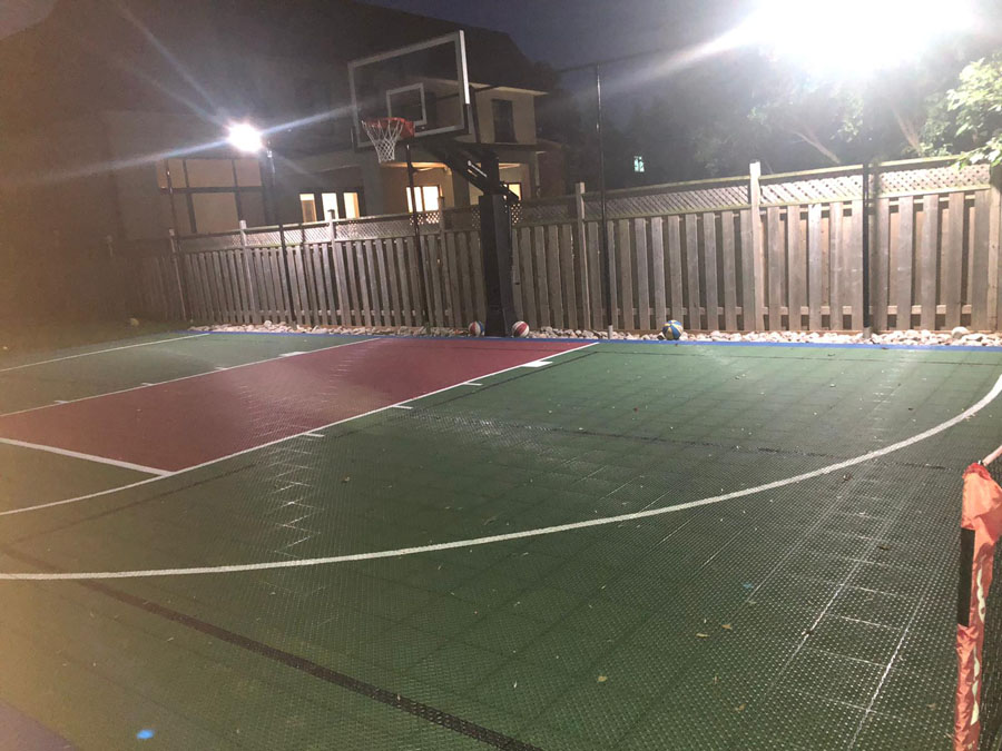 Goldsuno 8W Solar Garden Lights Lighting at A Basketball Court in Canada